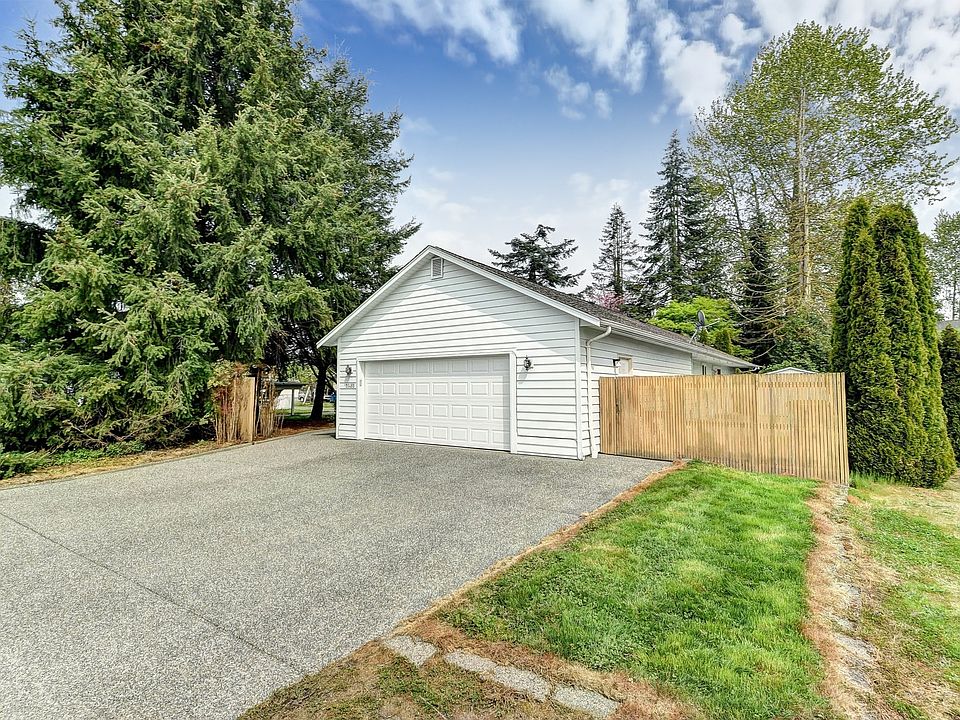 1st image of 15455 Hilding Dr SE