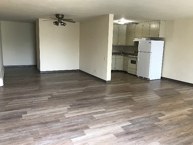 Harper Apartments — Photo 1
