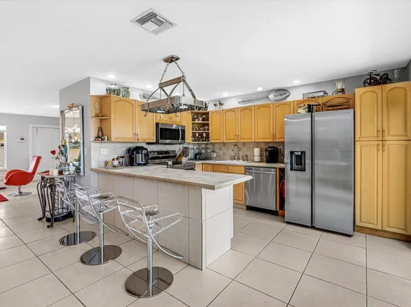 3370 Beau Rivage Dr #3-A, Pompano Beach, FL 33064
