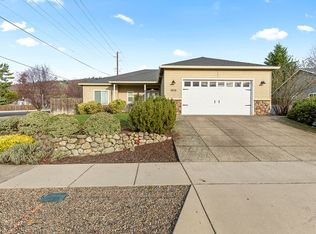 3054 Colonial Ave, Medford, OR