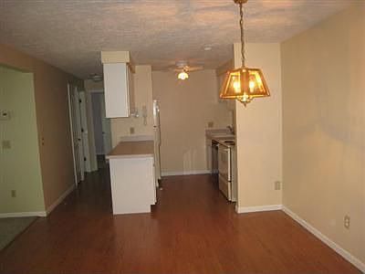 3rd image of 4615 Oakhill Blvd