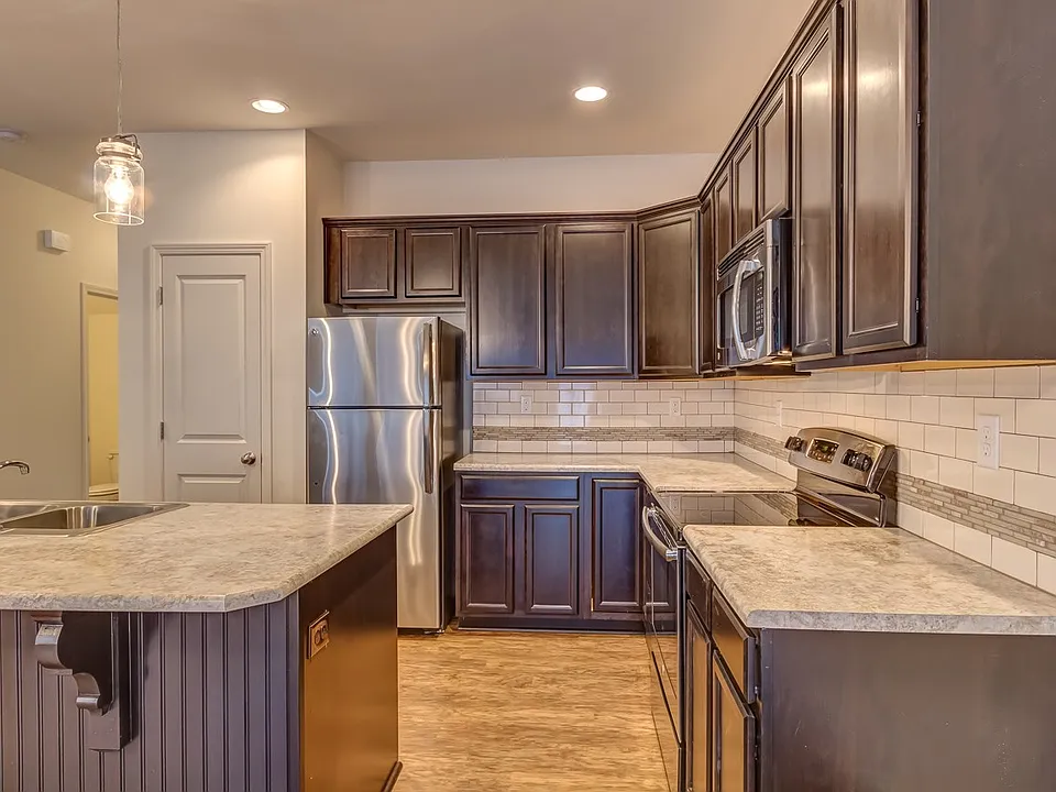 Savannah Oaks Townhomes