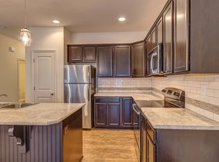 Savannah Oaks Townhomes, Lexington, KY 40509