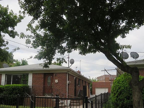 3rd image of 40 Park Hill Ln