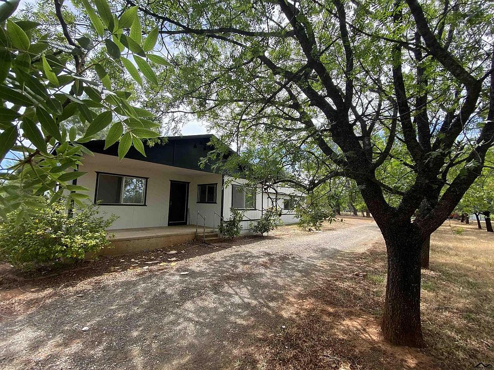 1st image of 17133 Palm Ave