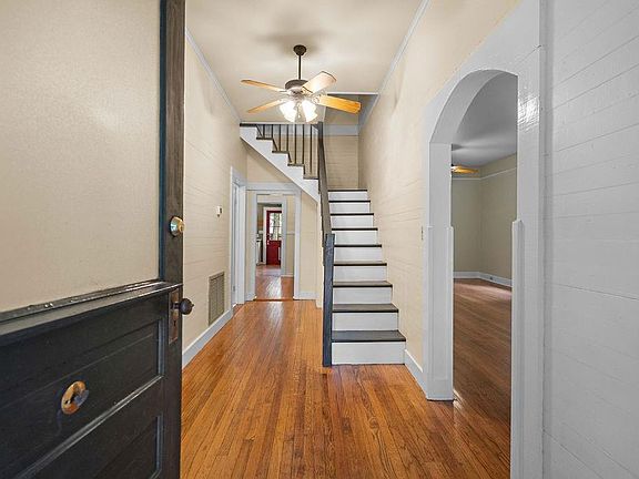 4th image of 1107 W 25th Ave