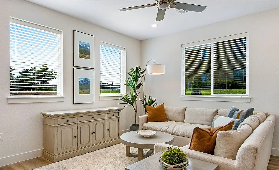 3 bed, 2.5 bath, 1441 sqft, $2,195 — Photo 4