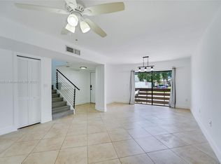 8236 NW 8th St #8236, Miami, FL 33126