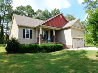 98 Kingland Dr, Angier, NC 27501
