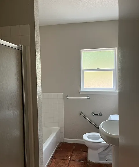 Marea Ave — Photo 14