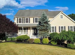 37 Whites Corner Ln, Hopewell Junction, NY 12533
