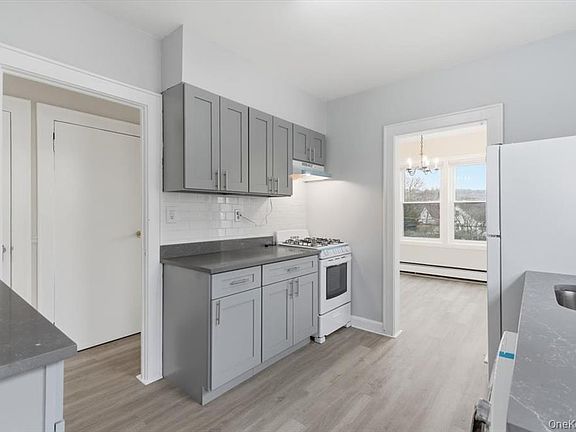 4th image of 95 King St Floor 2