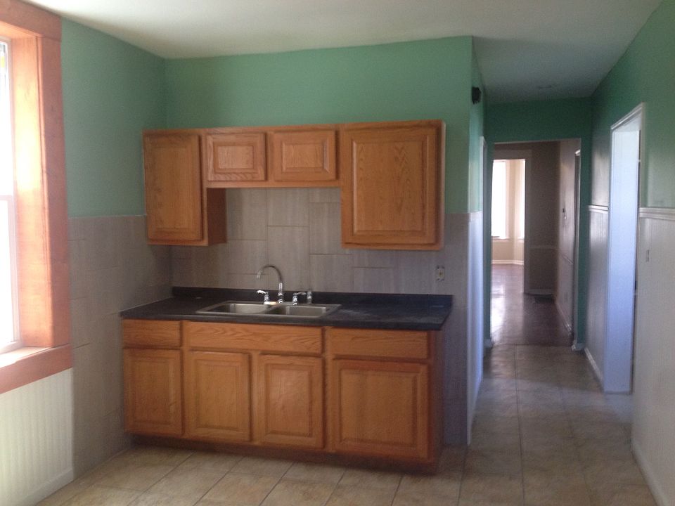 1st image of 6749 S Loomis Blvd #2