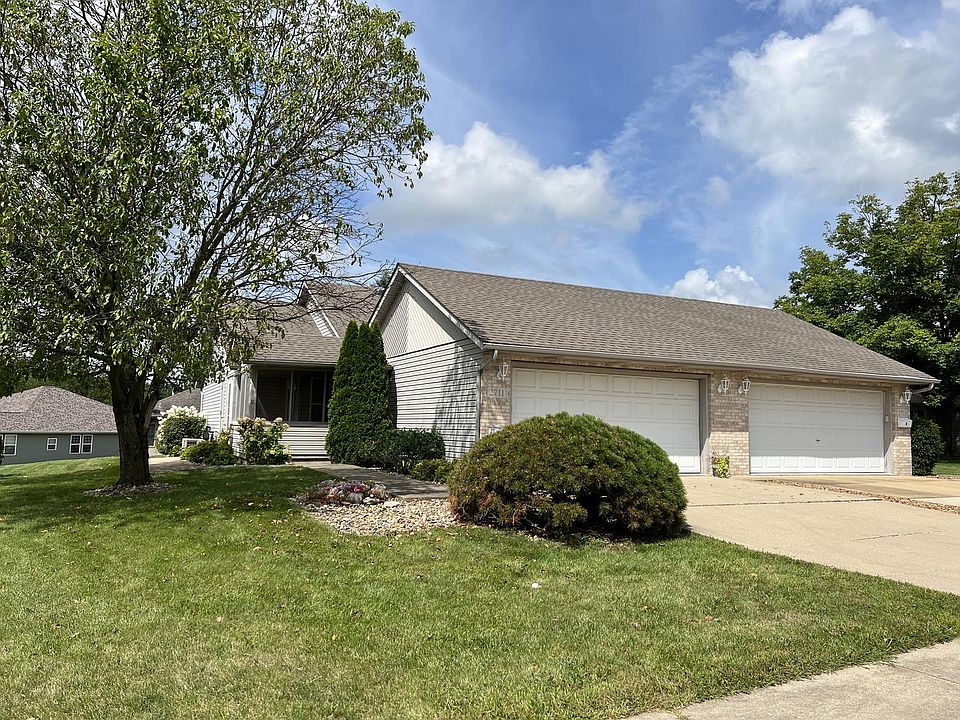 1st image of 2711 Deer Ct