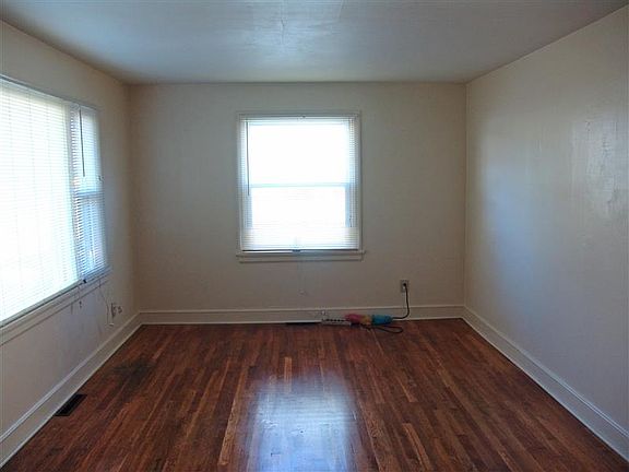 4th image of 3421 2nd Ave