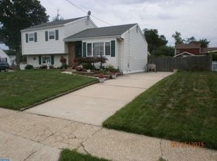 25 Marcia Dr, Trenton, NJ 08610