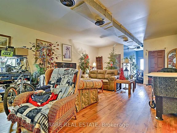 5th image of 280 Park St