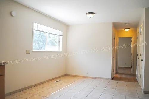 1228 Southridge Dr Photo 1