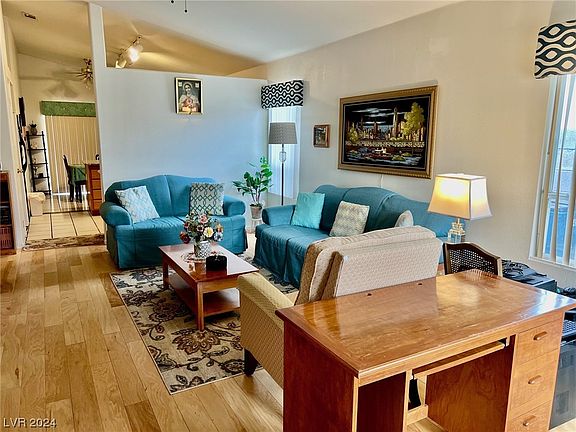5th image of 9424 Teton Wood Ave