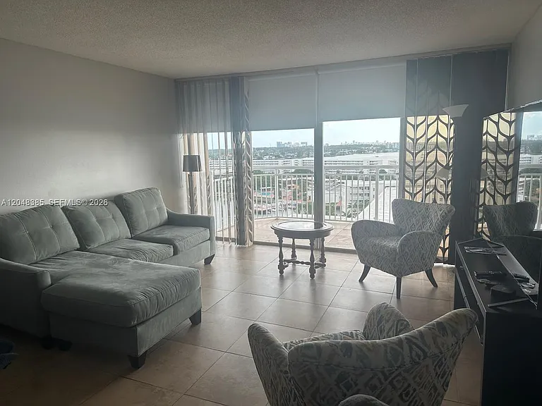 18041 Biscayne Blvd #1203 — Photo 5