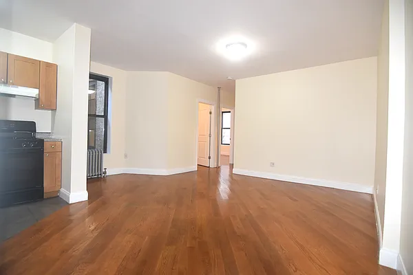 Rented by The Agency | media 2