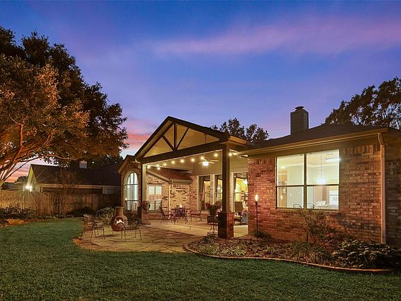 4th image of 7324 Crabtree Ln