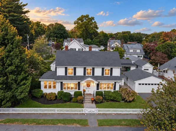 57 Cumberland Cir, Lynn, MA 01904
