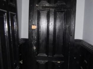 2008 Spruce St APT 2F, Philadelphia, PA 19103