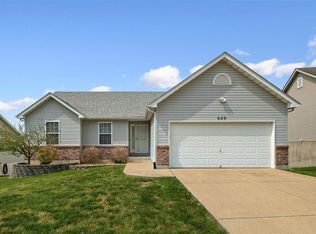 609 Glenfield Ct, Imperial, MO 63052