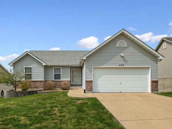 609 Glenfield Ct, Imperial, MO 63052