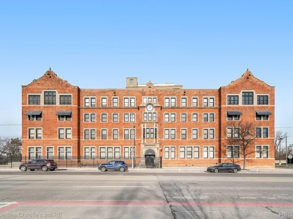 6533 E Jefferson Ave APT 323, Detroit, MI 48207