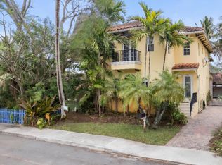 218 N Palmway, Lake Worth Beach, FL 33460