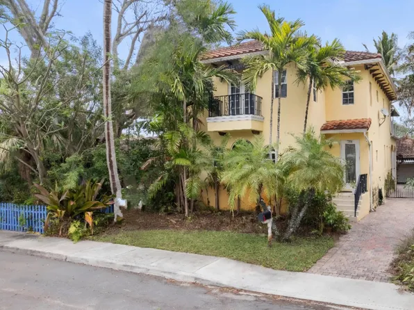 218 N Palmway, Lake Worth Beach, FL 33460