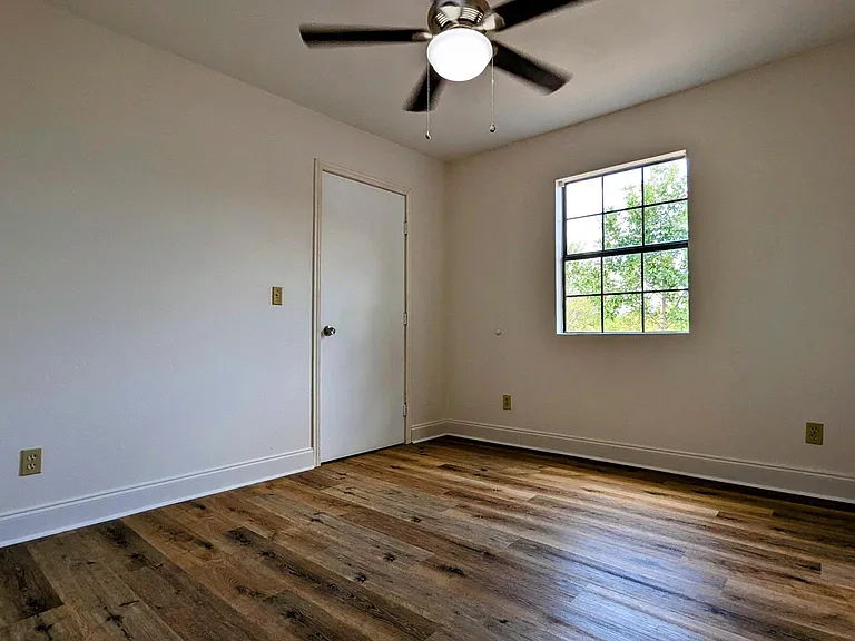 217 Sun Valley Dr — Photo 10