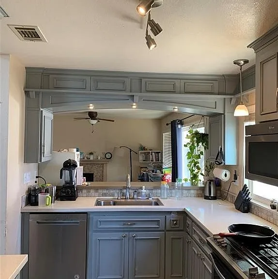 28561 Foxboro Ln — Photo 5