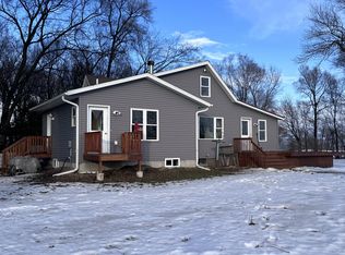 21510 430th Ave, Morris, MN 56267