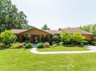 260 Old Highway 100, Villa Ridge, MO 63089