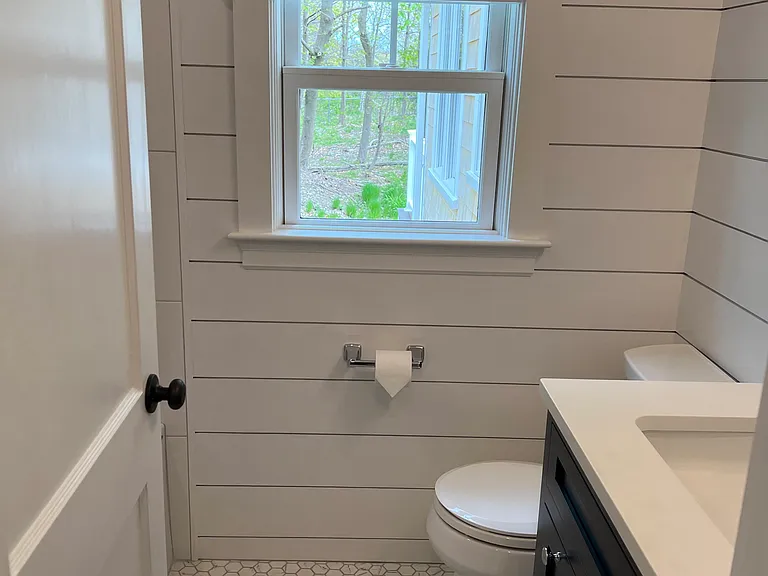 41 Village Rd — Photo 15