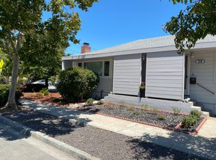 136 Bloomfield Rd, Burlingame, CA 94010