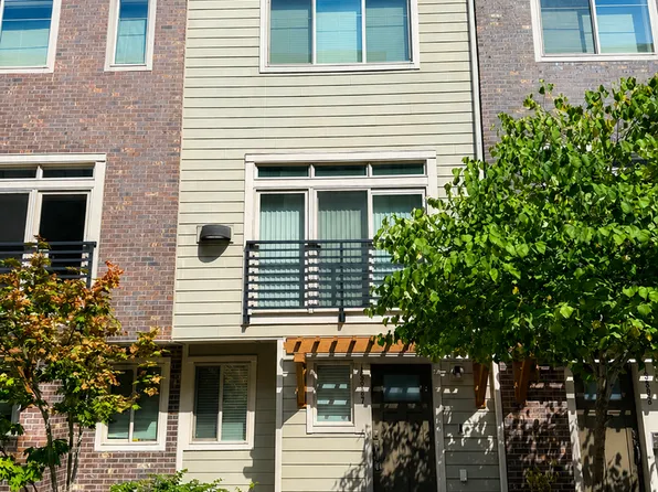 15887 NE 14th Rd #7.3, Bellevue, WA 98008