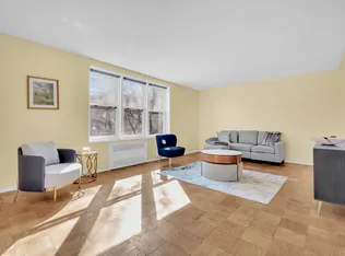 36 Hamilton Avenue 1M image 1 of 5