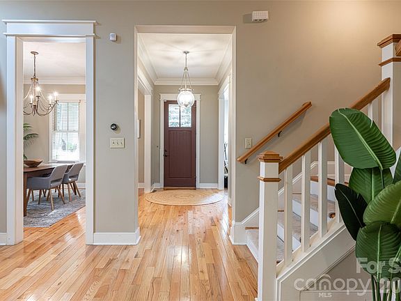 4th image of 1 E Owl Creek Ln