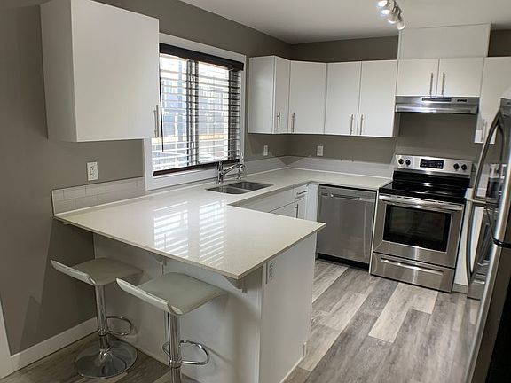 5th image of 401 Athabasca Ave #63