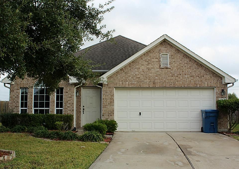 1st image of 16367 Rockcreek Ln