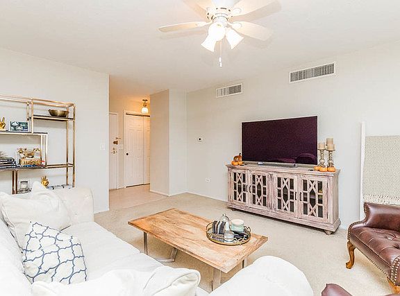 3rd image of 5500 Lincoln Ave Unit 209W