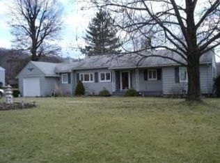 111 Northgate Dr, New Martinsville, WV 26155