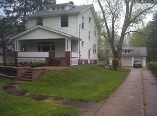 7111 Root Rd, North Ridgeville, OH 44039