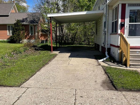 206 Mitchell St, Jackson, MI 49203