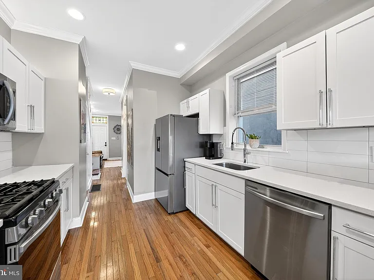 7 E Fort Ave — Photo 22