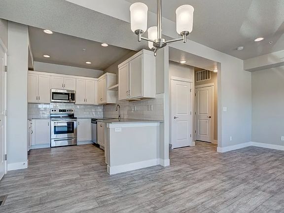 5th image of 4156 Crittenton Ln APT 3
